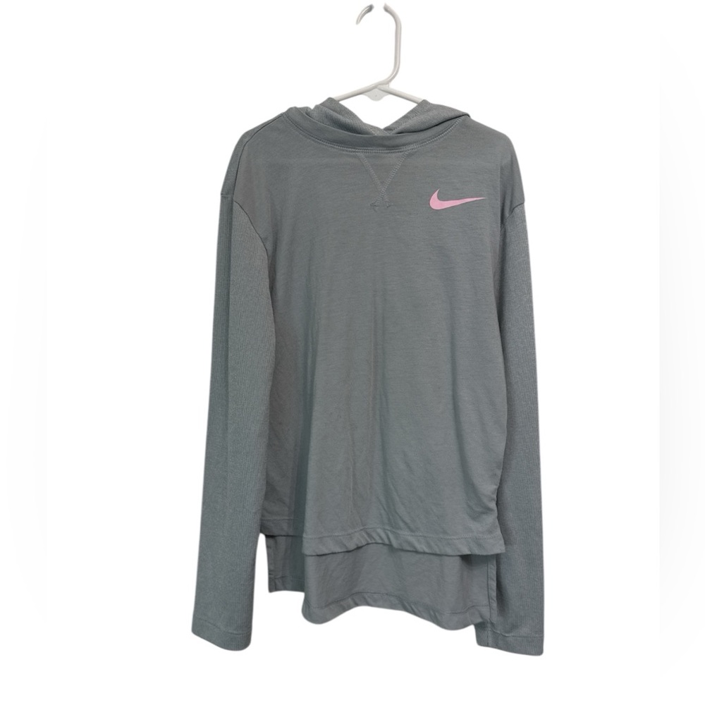 Girls Nike Hooded pullover size M